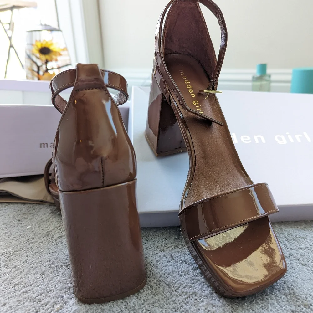 Madden Girl Francesca's Collections Brown Patent Block Heel Sandals